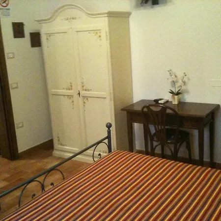 Lo Sgorzolo Farm stay Pergola